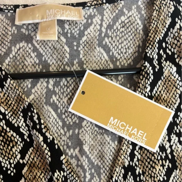 Michael Kors Black and Tan Patterned Blouse - Picture 4 of 7